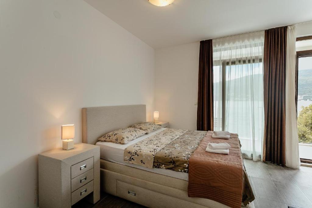 Apartments Joy Herceg Novi Exterior photo