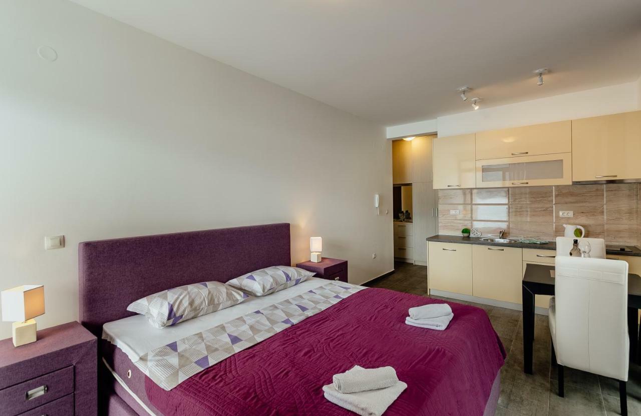 Apartments Joy Herceg Novi Exterior photo